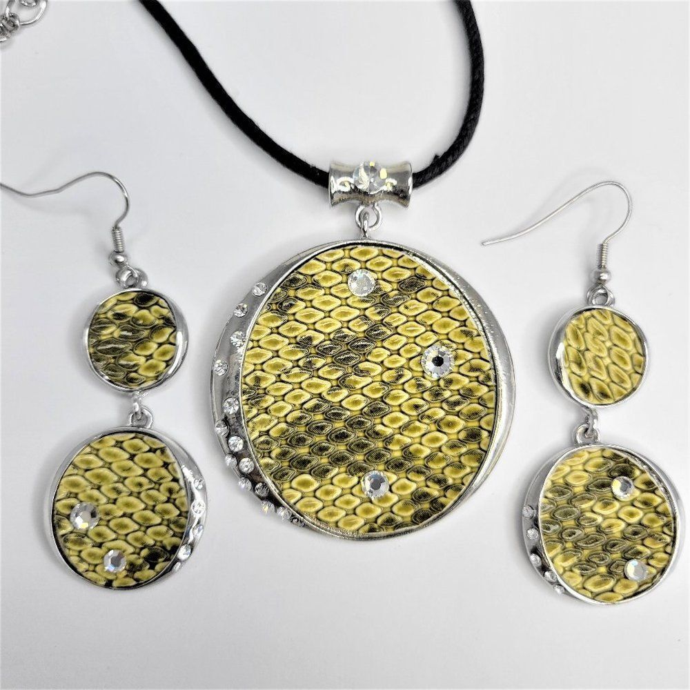 Snake print Pendant Necklace with Matching Earrings